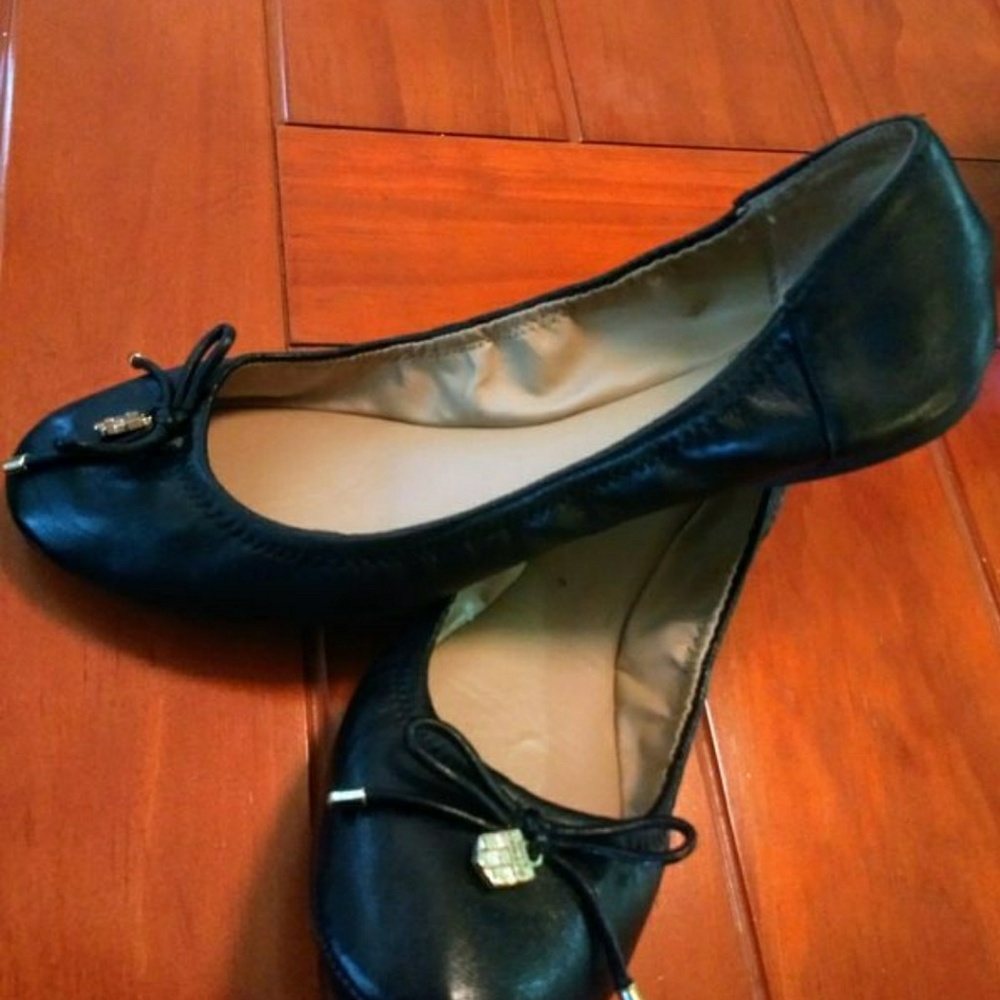 Vince Camuto Black Leather Ballerina Slip on Flats